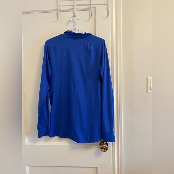 Adidas size large - Picture 2 of 3